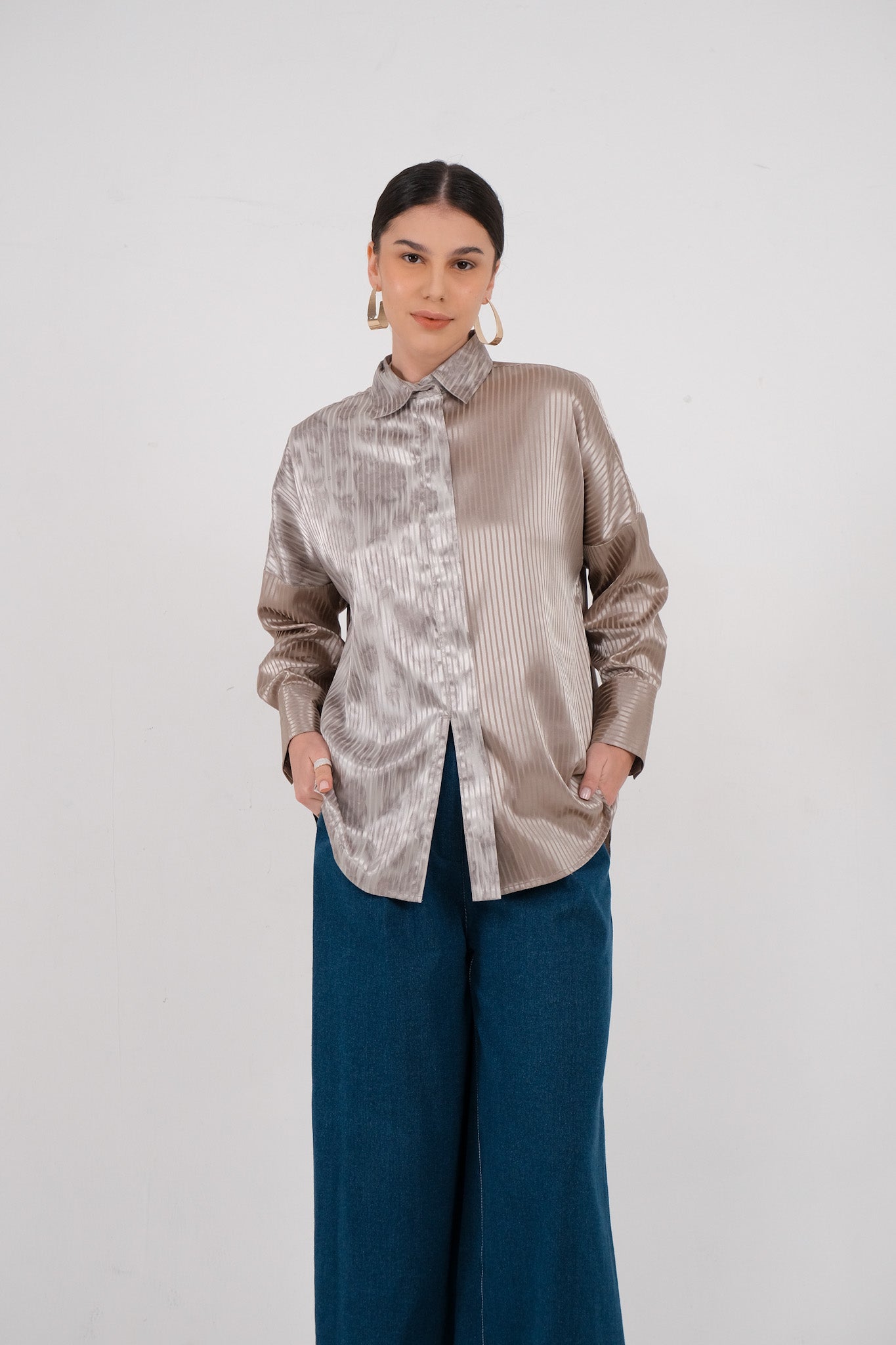 Violene Print Shirt - Sand / Charcoal Black