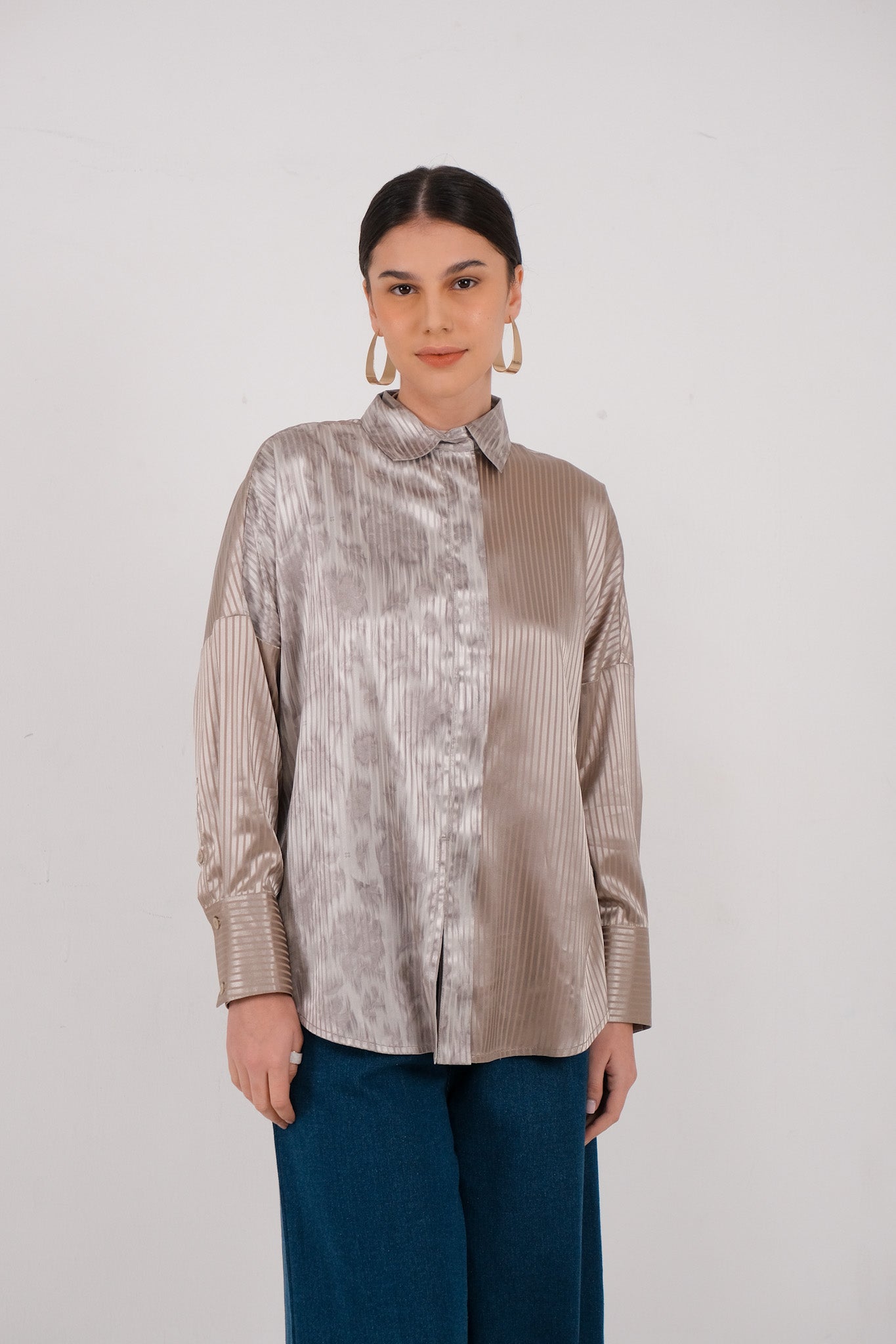 Violene Print Shirt - Sand / Charcoal Black