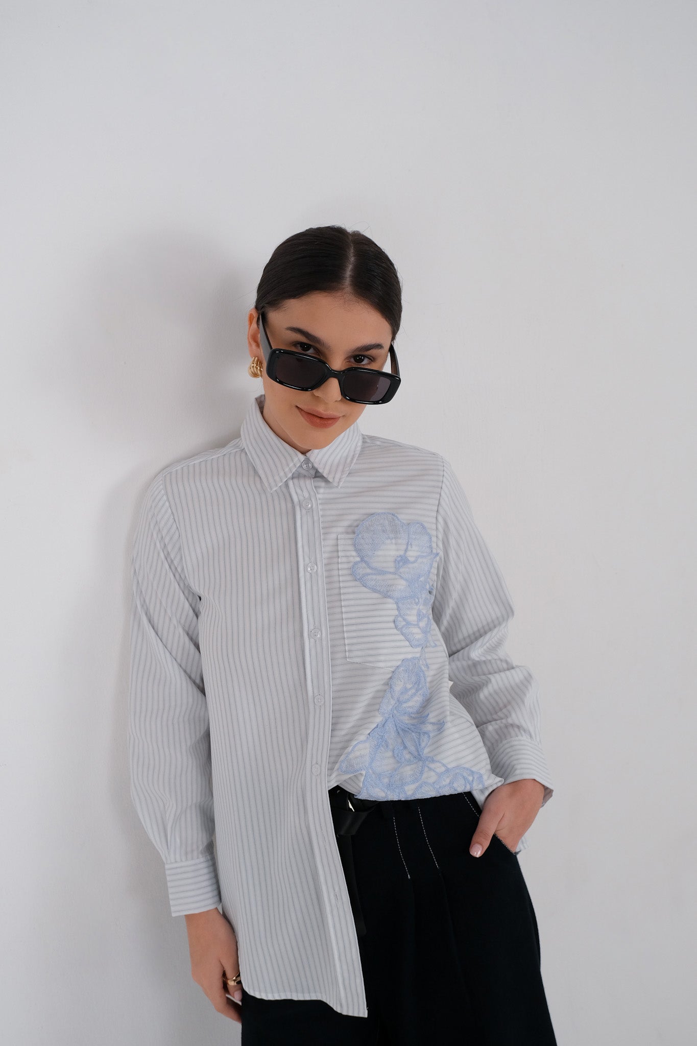 Steline Embroidery Shirt - Light Blue