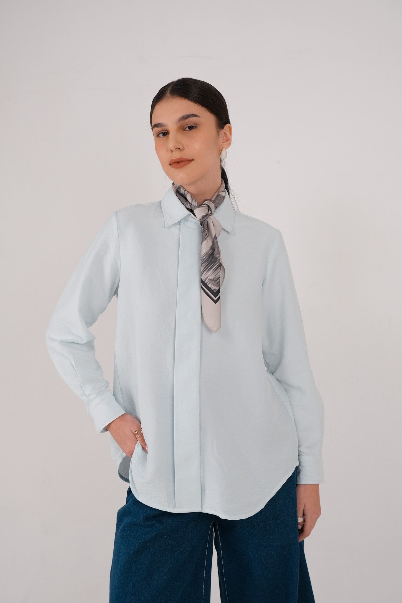 Agatha Shirt - Pale Peach / Pale Teal