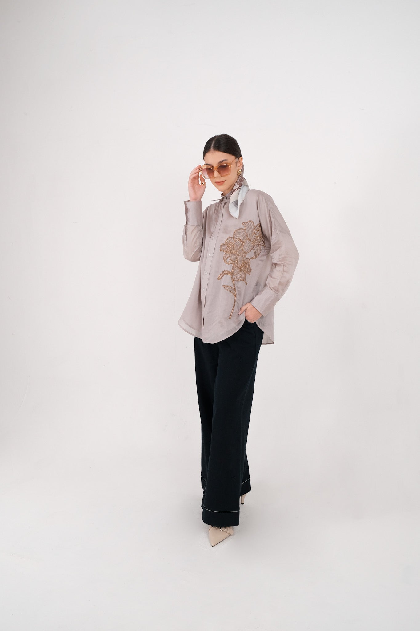 Demore Embroidery Shirt - Light Khaki / Ash Mauve